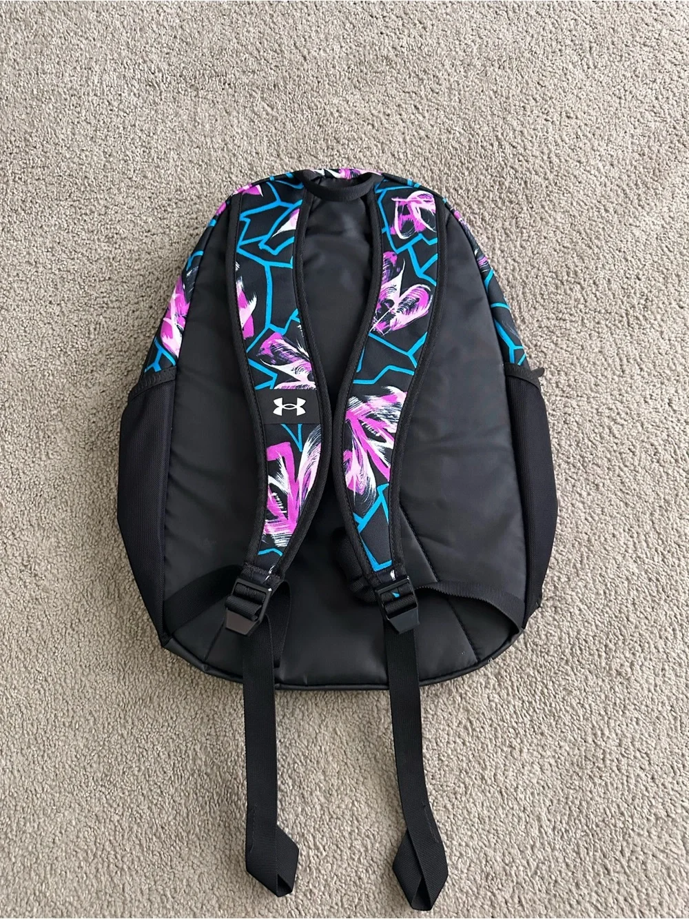 NEW Under Armour UA Hustle Sport 3S Backpack Brasilia 1364181 572 Vivid Magenta